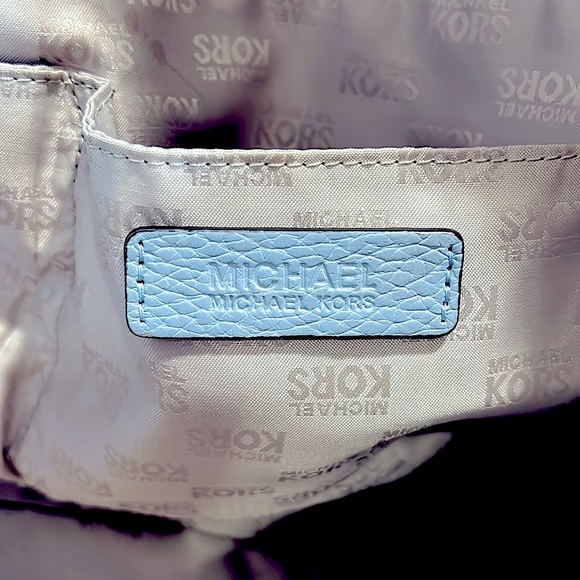 🔥 Michael Kors travel satchel EUC - Picture 9 of 10